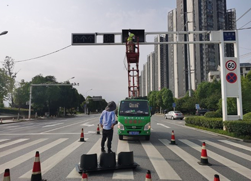 道路交通信號(hào)燈